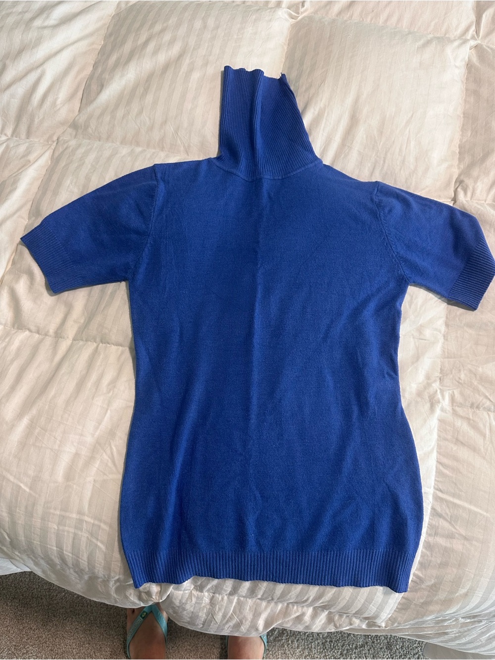 Soft Royal Blue Short Sleeve Turtleneck Sweater Women’s Small NWOT
